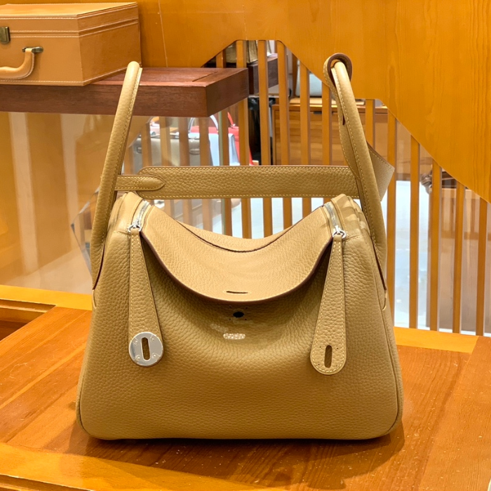 그린엘 에르메스 린디 26 밀크티 실버 버클