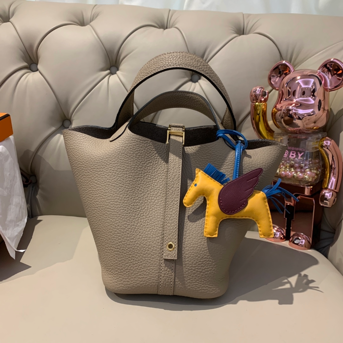 반수공 에르메스 피코탄백 18 에토프 금장 끌레망스