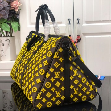루이비통 키폴 트라이앵글 반둘리에 50 모노그램 터피타지 옐로우 M45046