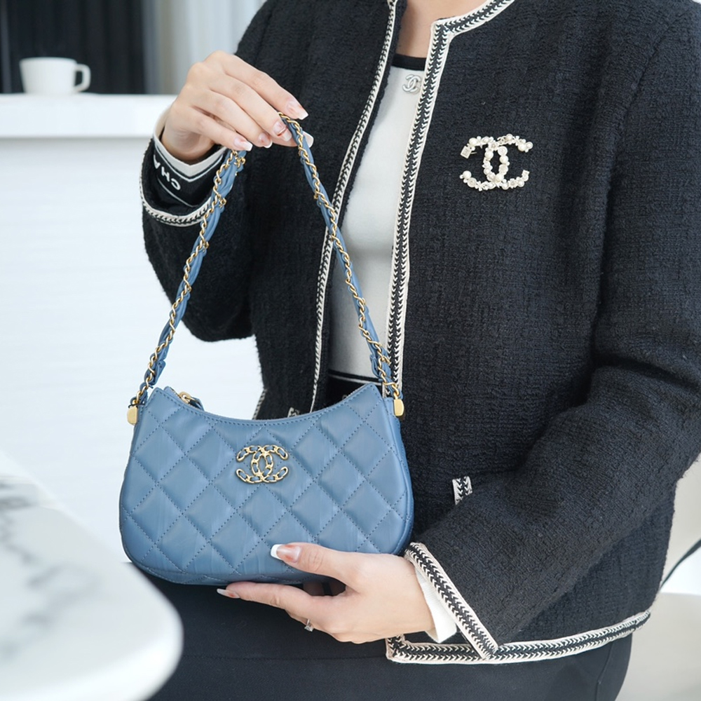 팬더샵 샤넬 23K 클래식 호보백 스몰 헤이즈 블루