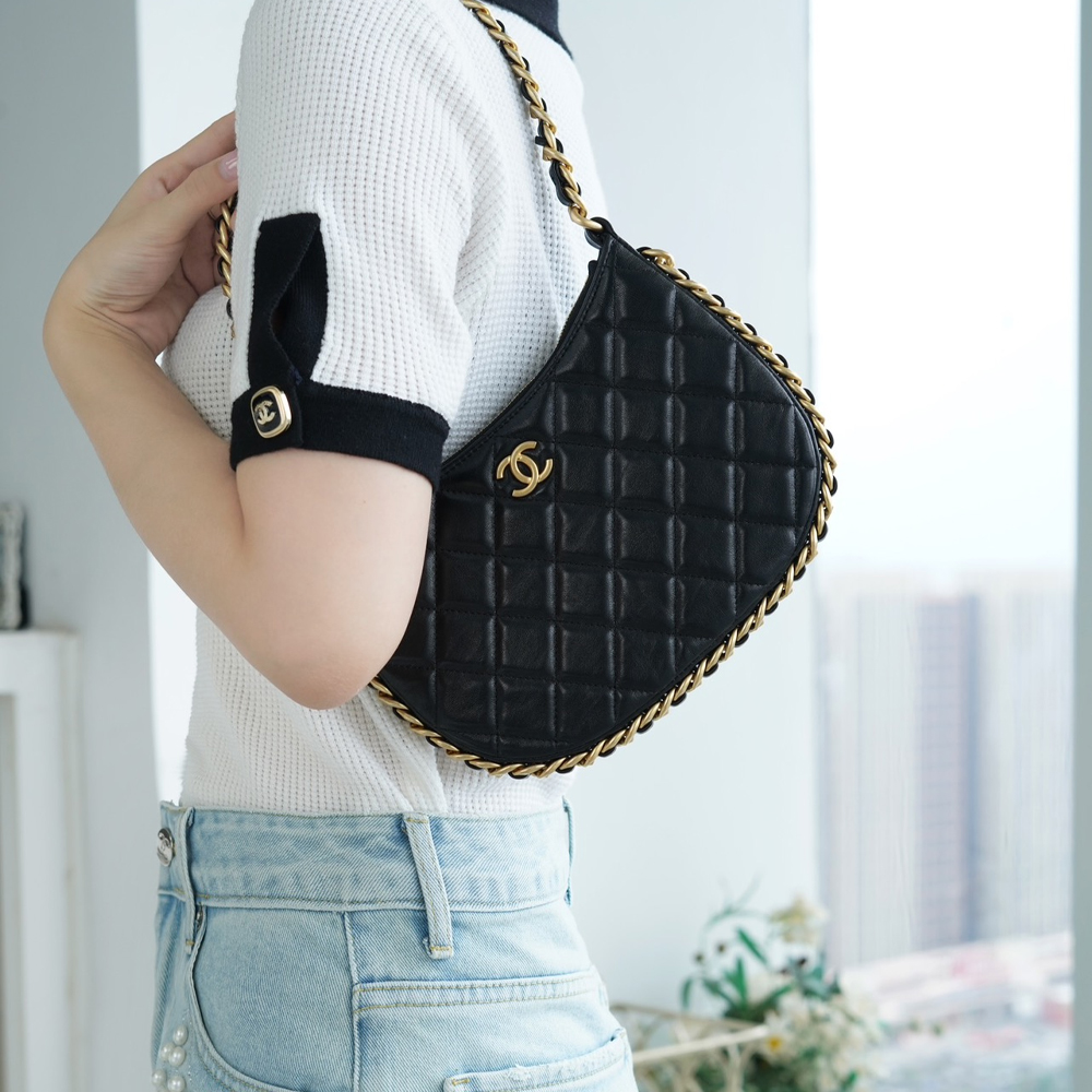 팬더샵 샤넬 체인 어라운드 호보백 블랙 미디움