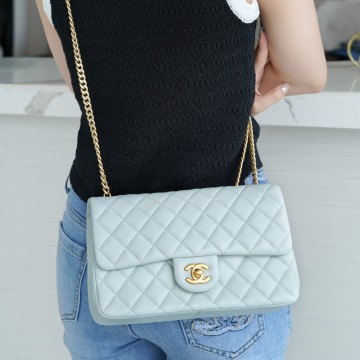 팬더샵 샤넬 카멜리아 플랩백 라이트 블루 램스킨 금장