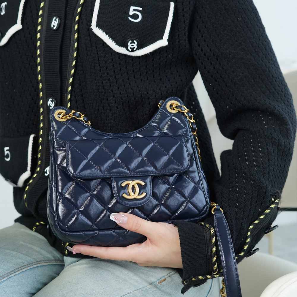 팬더샵 샤넬 포켓 체인 호보백 스몰 유광 네이비