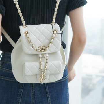 팬더샵 샤넬 22A 뉴 듀마 백 화이트