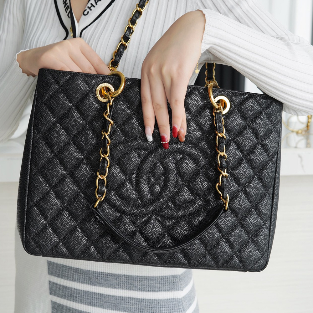 팬더샵 샤넬 캐비어 그랜드샤핑 금장 숄더백