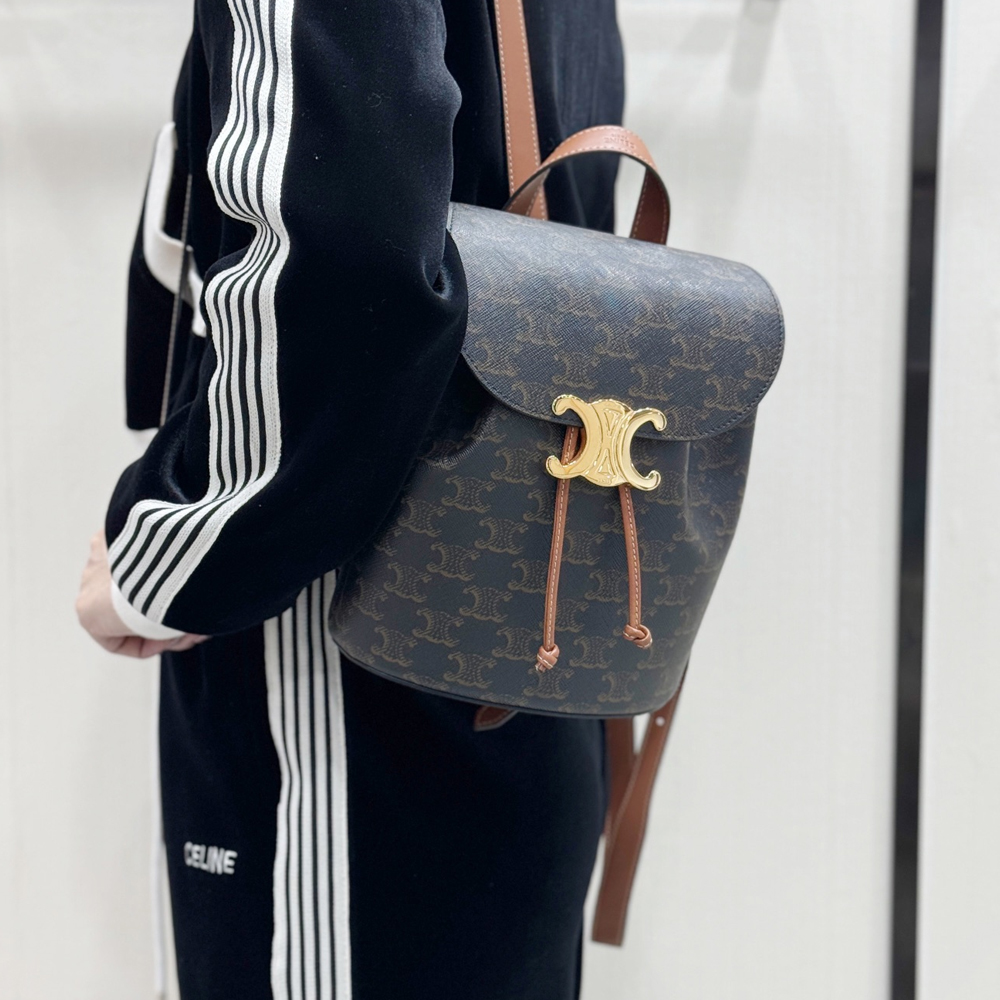 셀린느 미니 폴코 백팩 트리옹프 캔버스 & 카프스킨