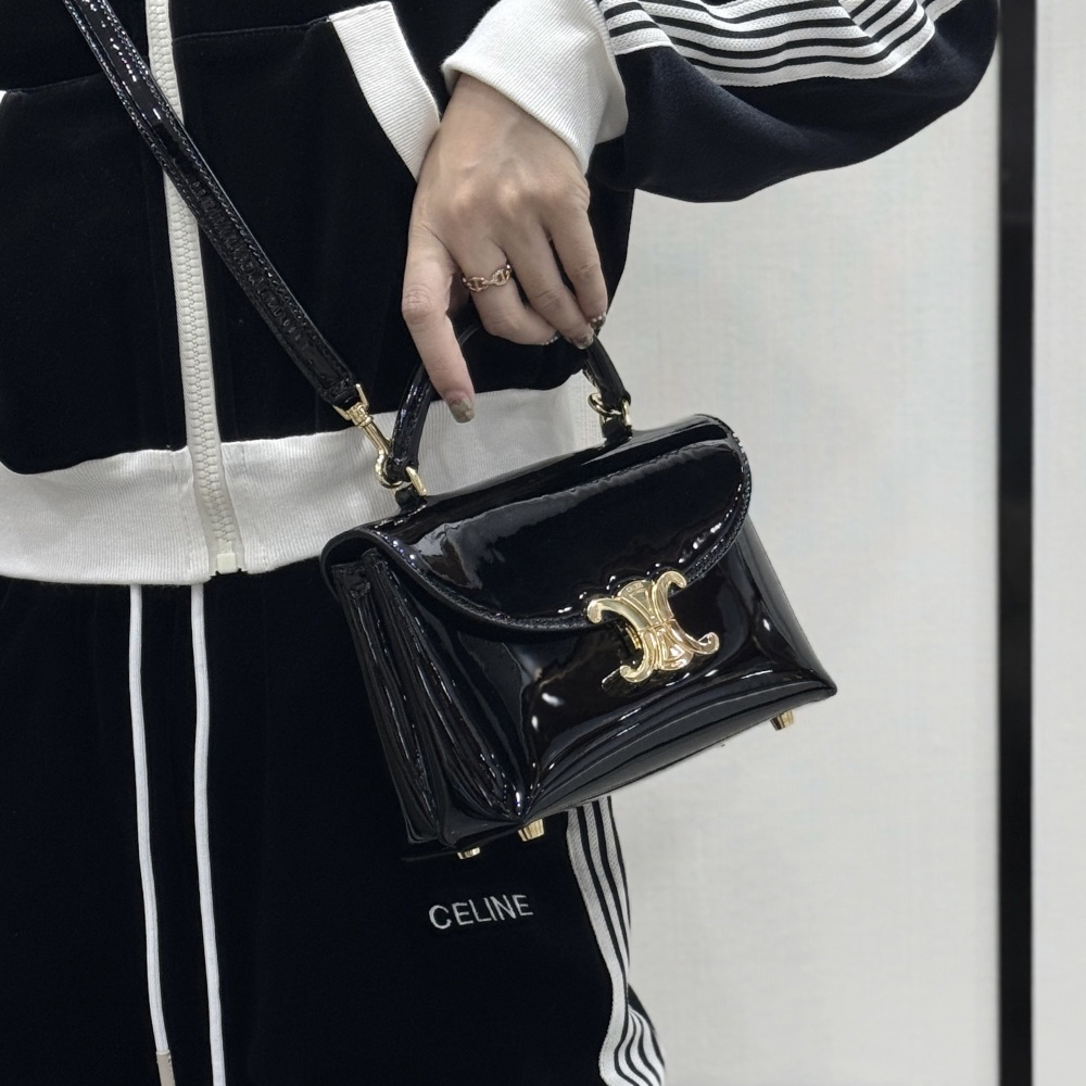 셀린느 틴 니노백 서플 카프스킨 유광 블랙