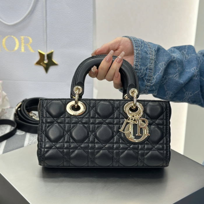 디올 스몰 레이디 디조이 백 블랙