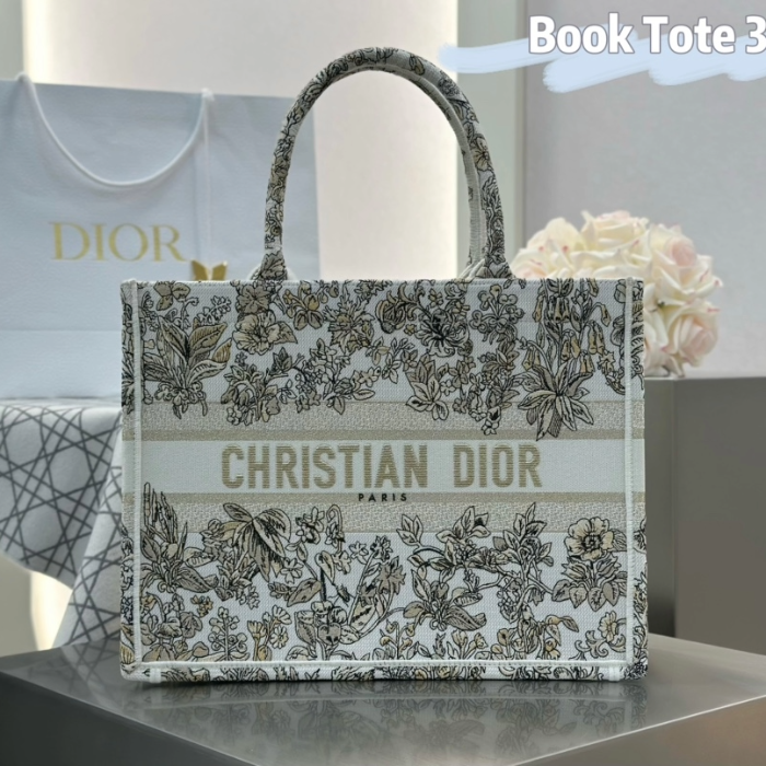 디올 미디엄 북 토트백 라떼 & 골드 톤 Millefiori Unicorn 모티브 자수