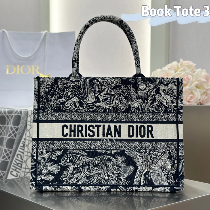 디올 미디엄 북 토트백 블랙 화이트 트왈 드 주이 자수