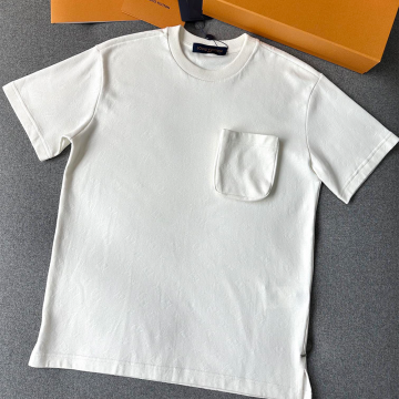 루이비통 모노그램 3D 포켓 반팔티 화이트