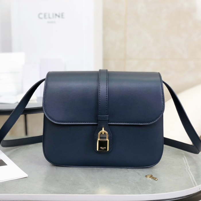 셀린느 블랙 타부 미디엄 숄더백 블루 196583