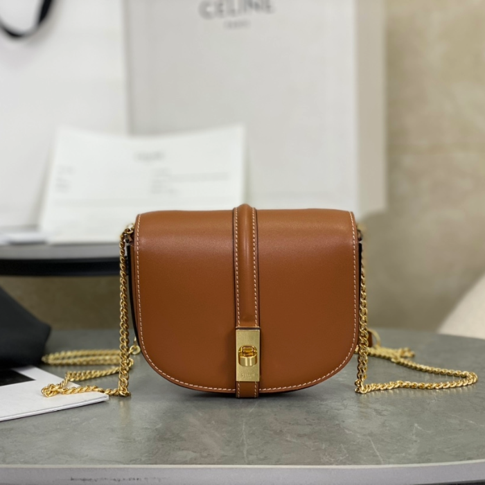 셀린느 스몰 월렛 체인백 탄 10G453