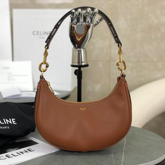 셀린느 미디엄 스트랩 아바백 탄 196923