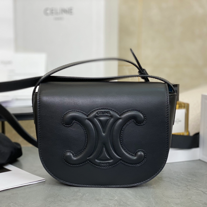 셀린느 퀴르 트리오페 폴코백 블랙 198263