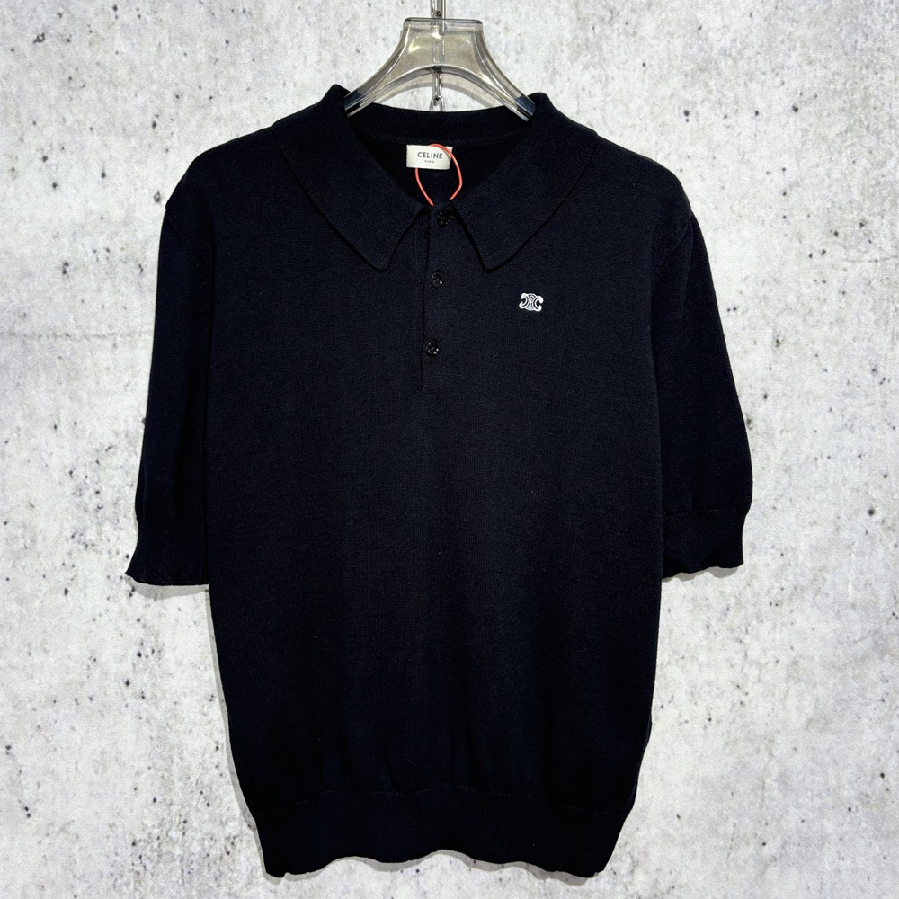 셀린느 트리오페 로고 자수 폴로 셔츠 2ADDT367Y 38NO