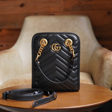 구찌 GG 마몽 마틀라세 미니백 블랙