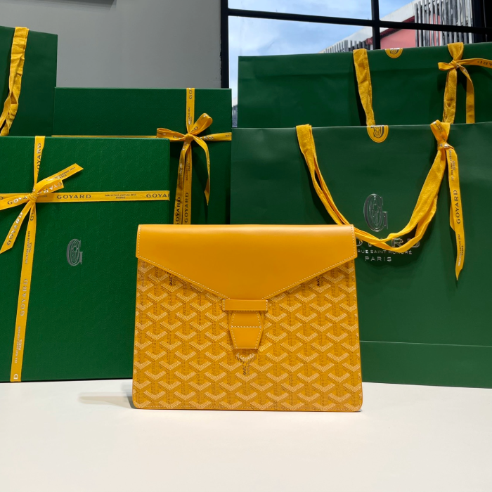 고야드 카몬도 플랩 클러치 옐로우