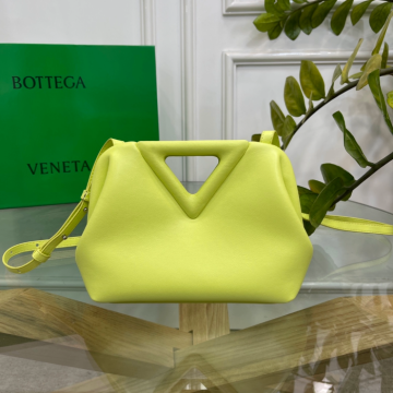 보테가베네타 포인트 트라이앵글 탑핸들백 레몬 워시드
