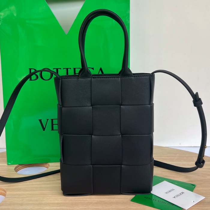 보테가베네타 카세트 미니 폰홀더백 블랙