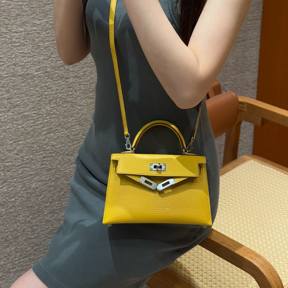 올수공 에르메스 미니 켈리 9o/Jaune Naples 체브레 가죽 실버 하드웨어