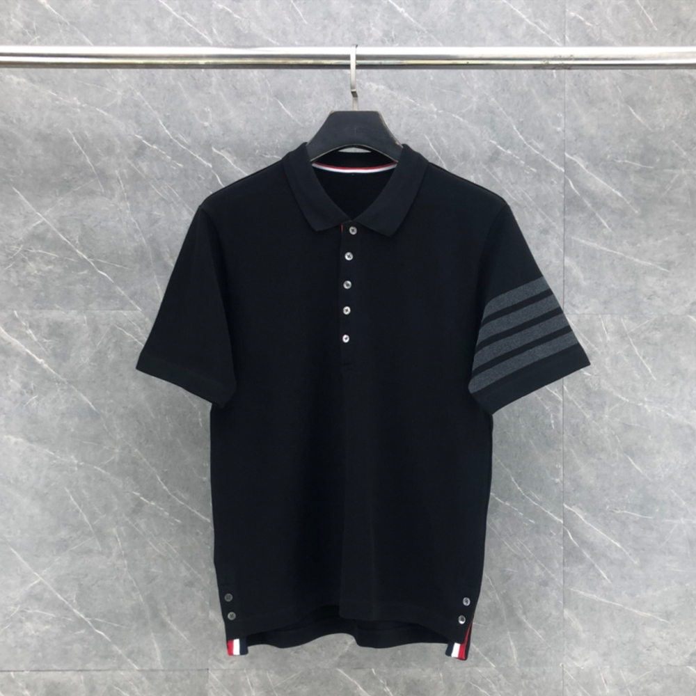 톰브라운 클래식 4바 블랙 앤 그레이 폴로 반팔 티셔츠