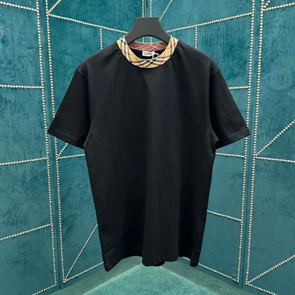 버버리 체크 트리밍 코튼 티셔츠 블랙