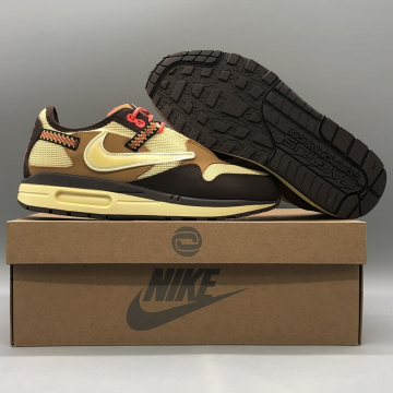 나이키 x 트래비스 스캇 에어맥스 1 캑터스 위트