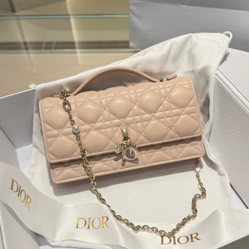 디올 미스 디올 미니 탑 핸들백 샌드 컬러드 까나쥬 램스킨