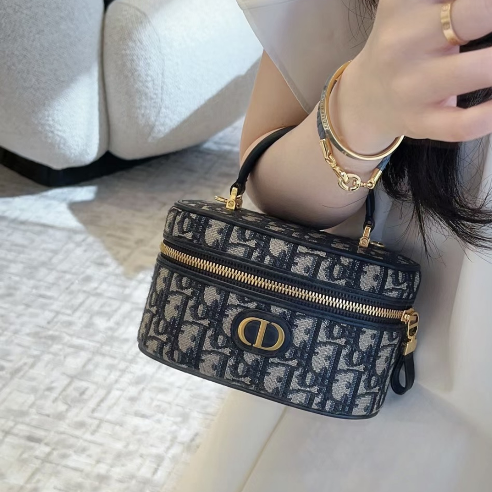 디올 30 몽테인 미니 베니티 케이스 오블리크 자카드 블루