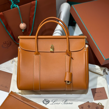 로로피아나 룸 백 L32 브라운