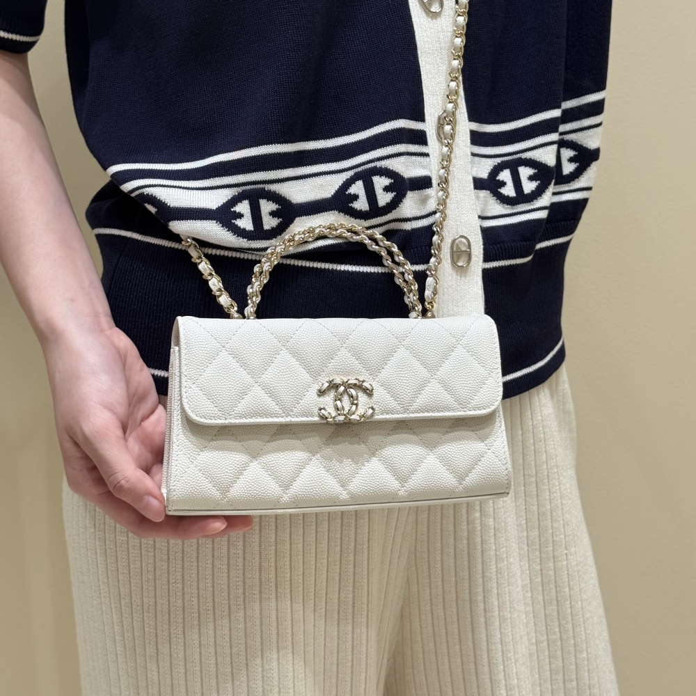 최고퀄 샤넬 25SS 클래식 탑 핸들 켈리 핸들 백 화이트